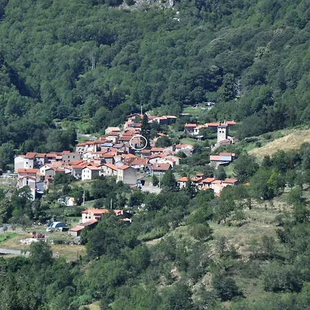 Prázdninový dům Charmante Maison De Montagne A 1100m D'altitude *